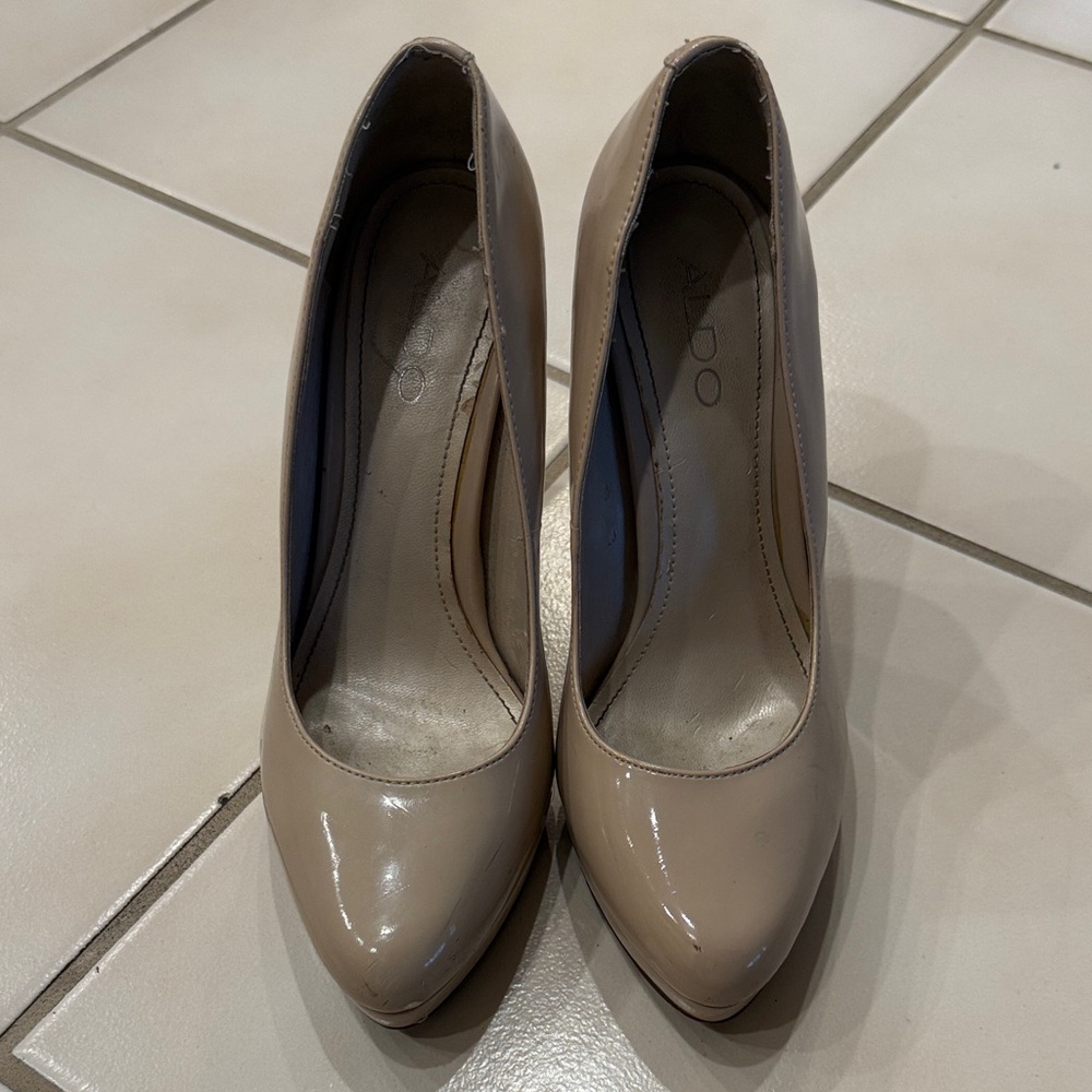 Aldo Women's nude Heels